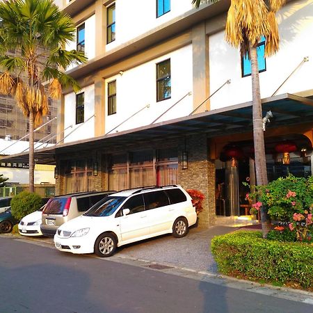 Wei Feng Hotel - Cao Hùng Ngoại thất bức ảnh